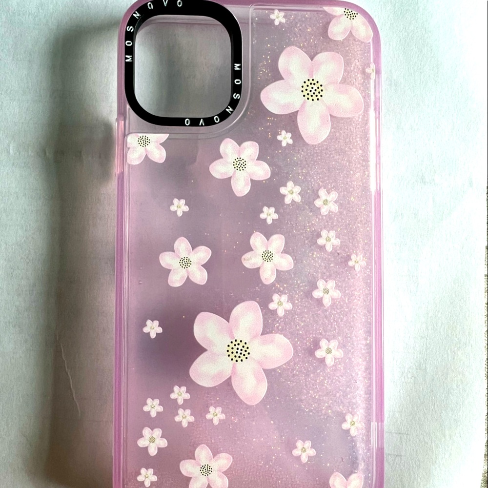 I phone 11 glitter case